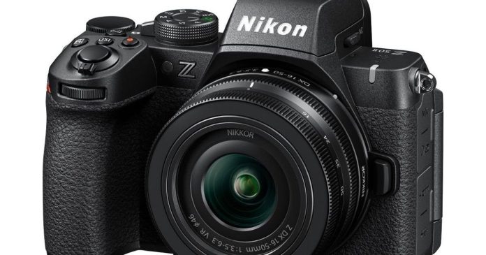 Η νέα mirrorless κάμερα για κάθε δημιουργό περιεχομένου και vlogger