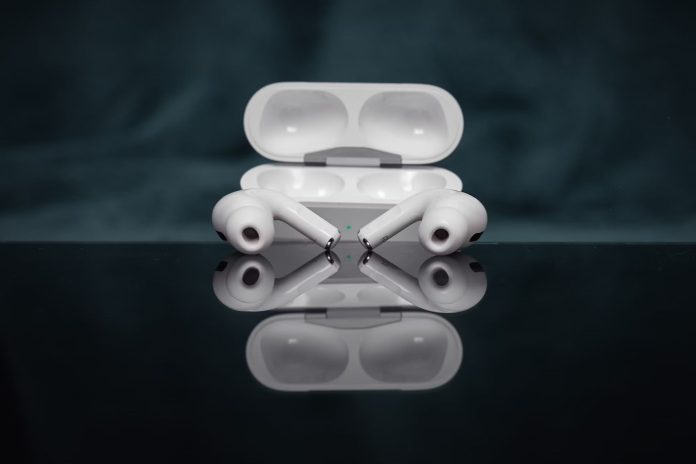 Καταγγελία αγωγής κατά της Apple για ζητήματα AirPods Pro