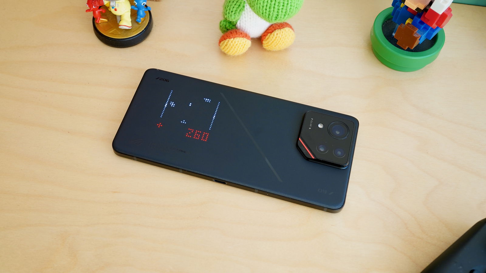 Asus ROG Phone 9 Pro review images