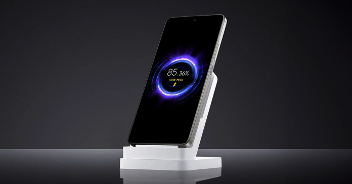 Το Xiaomi 50W Wireless Charging Stand Pro είναι η νέα πιο ισχυρή βάση φόρτισης της Xiaomi. Έχουμε ένα TOP κουπόνι!